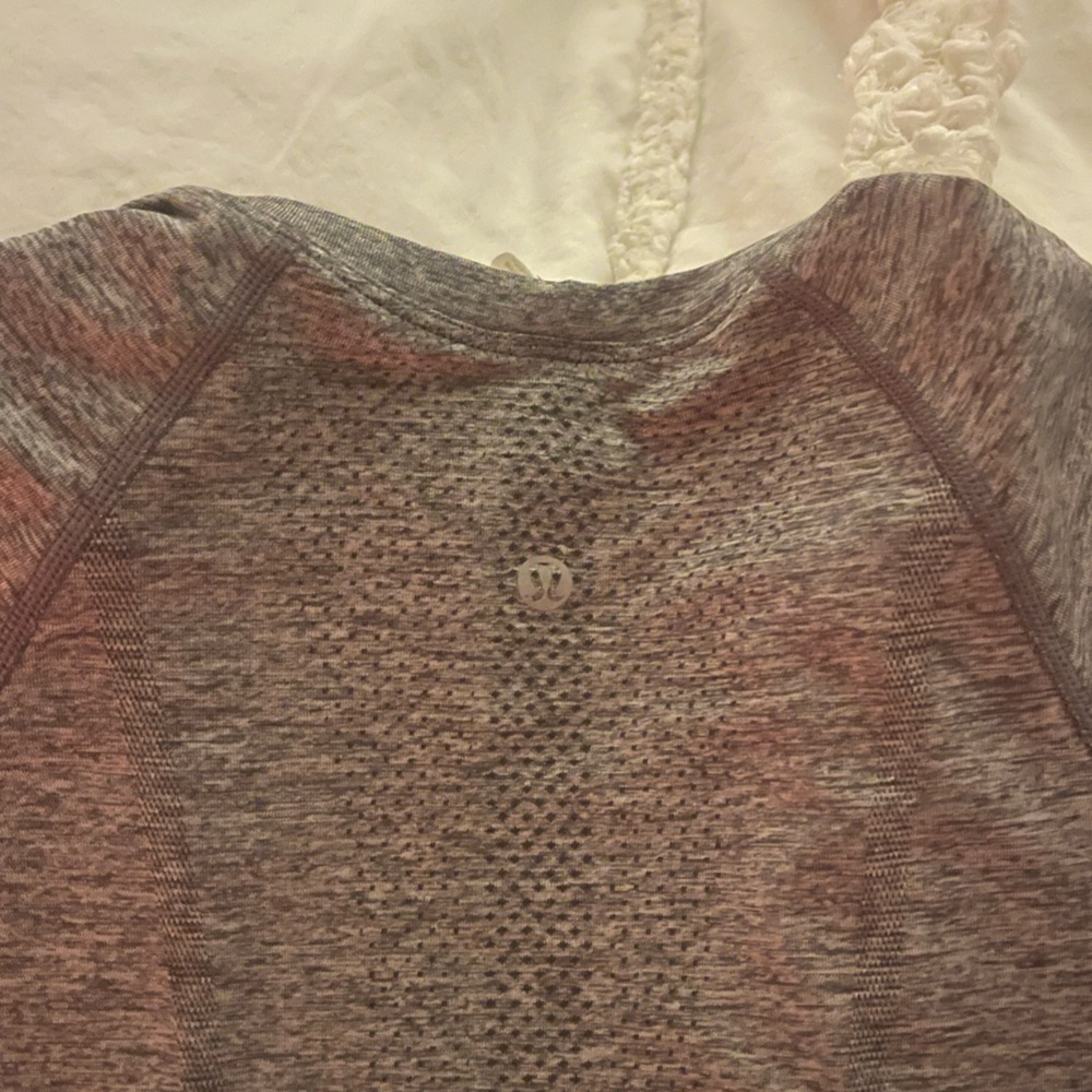 Lululemon Swiftly Tech - image 3